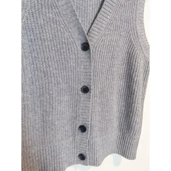 SOLD ‼️Quince Mongolian Cashmere Gray Fisherman Button Front Sweater Vest Small - Picture 7 of 10